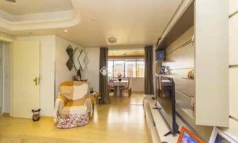 Imagem 2: Apartamento para venda possui 100 metros quadrados com 3 quartos em Menino Deus - Porto Al