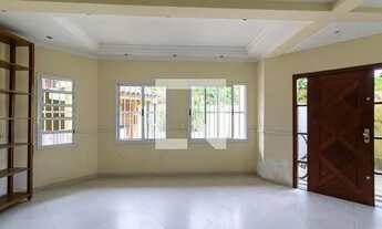 Imagem 5: Casa para Aluguel - Guilhermina, 4 Quartos, 2000 m2