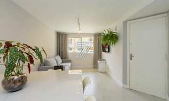 Imagem 2: Casa para venda tem 150 metros quadrados com 3 quartos em Santa Cândida - Curitiba - PR