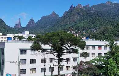 Imagem 2: Ótimo apartamento com 1 quarto com linda vista para o Dedo de Deus com excelente localizaç