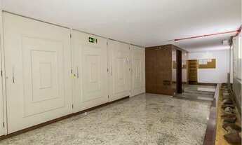 Imagem 7: Sala com 3 Dormitorio(s) localizado(a) no bairro Moinhos de Vento em Porto Alegre / Ref