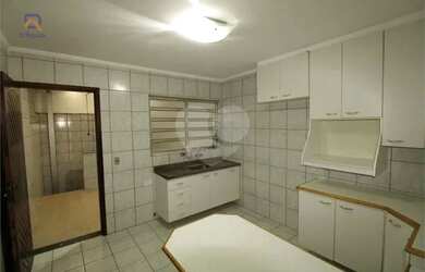 Imagem 4: Sobrado de 150m² com 2 quartos e 4 vagas de garagem