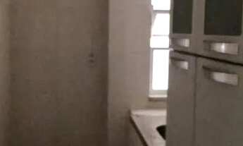 Imagem 4: Ed. Selecto, em frente à praça da República, Pres. Vargas