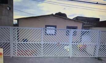 Imagem 6: Aluguel - 2 dorm - Catiapoã/SV - casa em vila - R$ 900,00 - garagem coletiva