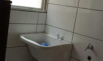 Imagem 4: Apartamento para aluguel possui 93 metros quadrados com 3 quartos em Parolin - Curitiba