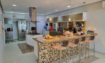 Imagem 1: Casa de alto padrão com vista panorâmica para um dos bairros mais privilegiados de Manaus!