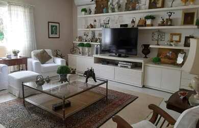 Imagem 6: Ótima Casa com 7 suítes Vista Privilegiada (pé no Golf) Anexo hóspedes com 2 suítes à vend