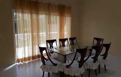 Imagem 2: Casa para locação 300m² no Montenegro Boulevard - Parque Verde 2 pav. 4/4 2 suítes 4vg