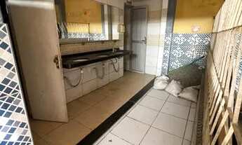 Imagem 5: Prédio comercial para escola no Passaré