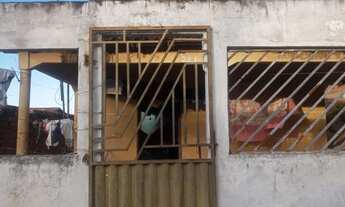 Imagem: VENDO CASA 2 QUARTOS 65.000