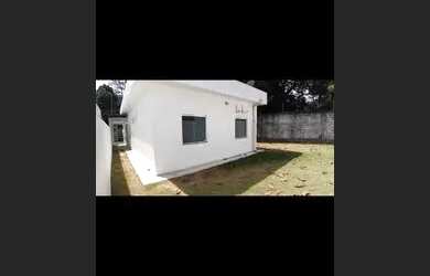 Imagem 4: ALUGO / CASA AMPLA COM QUINTAL GRAMADO /PARATE ALTA DO CONDOMÍNIO FOREST HILL