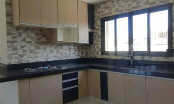 Imagem 5: Sobrado à venda e para alugar em Valinhos, Roncáglia, com 4 suítes, com 222 m²