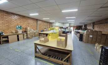 Imagem 3: GALPÃO PARA ALUGAR NO BAIRRO AGUA VERDE COM 800m²