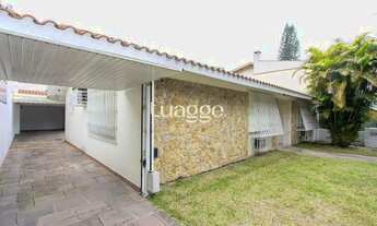 Imagem 3: Casa mobiliada com piscina e salão de festas excelente localização!