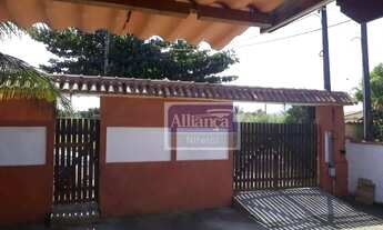 Imagem 6: Casa com piscina, churrasqueira, 3 dormitórios, 1 suíte e 8 vagas de garagem à venda, 160