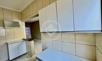 Imagem 6: Vende-se casa no condomínio fechado Maria Mota , região Coxipó , com 02 quartos , quintal