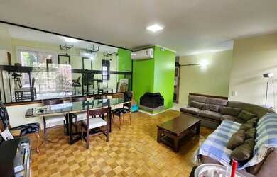 Imagem 2: Imóvel para venda tem 255 metros quadrados com 3 quartos em Chácara das Pedras - Porto Ale