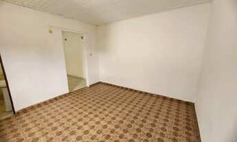 Imagem 2: Casa para aluguel com 1 quarto, sala, cozinha, banheiro, área de serviço em Piqueri - São