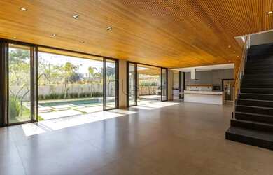 Imagem 4: Sobrado à venda em Campinas, Alphaville Dom Pedro 2, com 4 suítes, com 470 m²