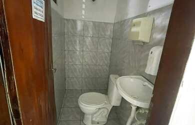 Imagem 4: CASA,CONJUNTO CEARA 2,N:400 3 QUARTOS /3 BANHEIROS/COZINHA/GARAGEM PARA 3 CARROS. 2 KITNES