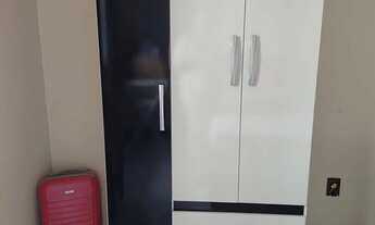 Imagem 2: Procuro uma moça que trabalhe ou estude para aluguel de quarto