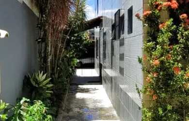 Imagem 2: Prédio com 6 (seis) apartamentos