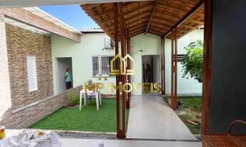 Imagem 3: Casa de condomínio para venda possui 195 metros quadrados com 3 quartos