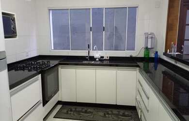 Imagem 6: Casa para Venda em Mogi das Cruzes, Vila Suissa, 3 dormitórios, 1 suíte, 3 banheiros, 2 va