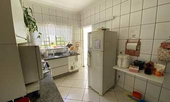 Imagem 3: Casa à venda, Santiago II, condomínio residencial Ipê, Londrina, PR, 3 quartos, 2 banheiro