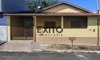 Imagem 3: CENTRO - 02 DORM. SALA DE JANTAR, GARAGEM PARA 02 CARROS, LOCALIZAÇÃO PRIVILEGIADA