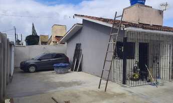 Imagem 2: Casa de esquina com 2 dormitórios