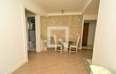 Imagem 3: Apartamento para Aluguel - Vila Galvão, 2 Quartos, 49 m2