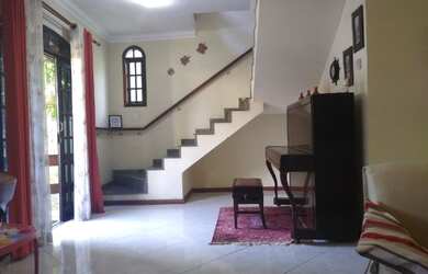 Imagem 5: Casa com Terrenão (560 m²) e Piscina - 8 minutos a Pé da Rodoviária