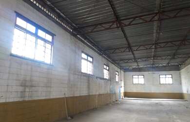 Imagem 2: Galpão para alugar localizado no Jardim Zaira - Mauá/SP, próximo ao Sesi, com 246 m² de ár