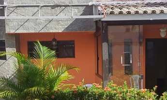 Imagem 2: Casa Duplex, 4/4, 2 suítes, com área de terreno, em Pitangueiras - Lauro de Freitas.- BA