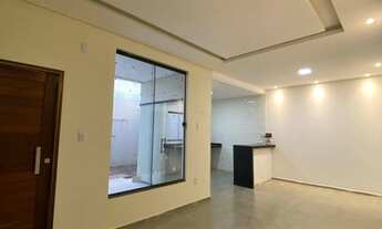 Imagem 3: Casa para venda tem 180 metros quadrados com 3 quartos em Sapiranga - Fortaleza - Ceará