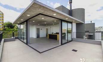 Imagem 2: Apartamento para venda possui 77 metros quadrados com 2 quartos em Menino Deus - Porto Ale