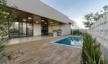 Imagem: Casa de condomínio para venda tem 335 metros