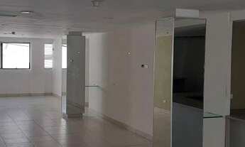 Imagem 3: Consultórios Médicos com 680 m² de Área Construída na Ilha do Leite em Recife - PE