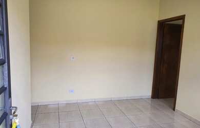 Imagem 3: Casa para locação com edícula nos fundos