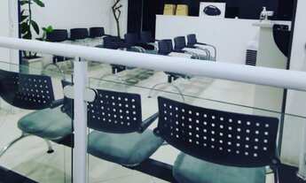 Imagem: Alugo espaço mobiliado em frente a estação