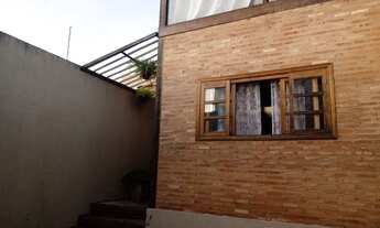 Imagem: Casa estilo rústico próximo ao centro