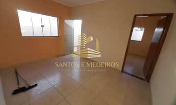 Imagem 2: Casa para venda tem 150 metros quadrados com 3 quartos em Cidade Vergani - Pouso Alegre