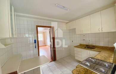 Imagem 7: Com academia, playground, salão de jogos, brinquedoteca, salão de festas e quadra poliespo