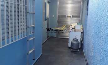 Imagem 3: Venha viver com a privacidade que você sempre desejou: linda casa térrea à venda no Jardim