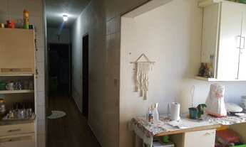 Imagem: Casa em rua Comercial