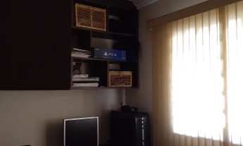 Imagem 5: Sobrado para venda tem 260 metros quadrados - Londrina - PR