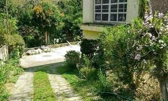 Imagem 2: Ótima residência no Centro da Posse - Casa com Piscina