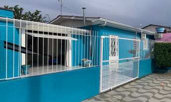 Imagem 6: Casa de esquina,c/ponto comercial,rua asfaltada,semi mobiliada,bem localizada