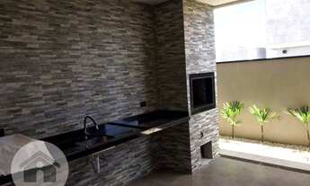 Imagem 5: Casa de condomínio para venda possui 132 metros quadrados com 3 quartos